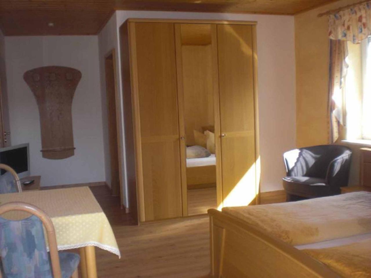 Pension Haus Am Heubach 바트 슈타펠슈타인 외부 사진